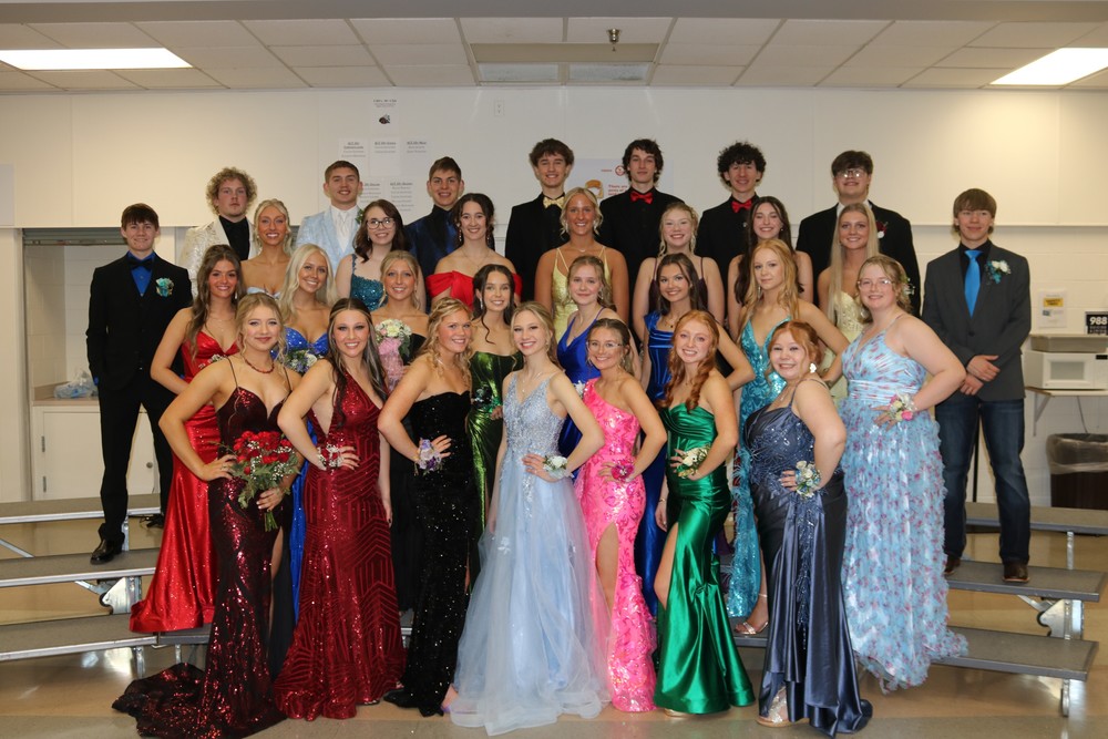 Elizabeth DeRoos, Hudsyn Stout, Natalee Steffen, Cecelia Wortmann, Jack Schieffer, Grant Schieffer, Kaden Arens, Fred Dennis Sophia Wortmann, Brooklyn GuenJunior class top row: Tyson Sanger, Jace Panning, Anthony Steffen, Josh Palensky, Charlie Steffen, Jackson Lynde, Payden Anderson first middle row: Darian Babcock, Jordan Steffen, Katie Neuharth, Emily Guenther, Jaisie Janssen, Morgan Stevens, Lillian Earley, Jacee Anthony, Carter Steffen second middle row: Karoline Schendt, Tylee Cooper, Ashlynn Schieffer, Lauren Loecker, Alexa Suing, Ella Reifenrath, Ellie Foxhoven, Kaija Hess Bottom row:Callie Olson, Leila Barta, Addyson Ostermeyer, Sophia Wortmann, Kaydence Nielsen, Pamela Dennis, Halee Acuffther, Rylie Arens, Emily Guenther, Katie Neuharth, Madelyn Loecker, and Kaija Hess