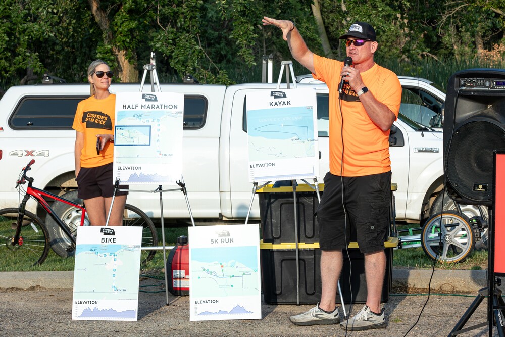 Crofton Dam Race organizers Heidi Marsh and Johnnie Ostermeyer.