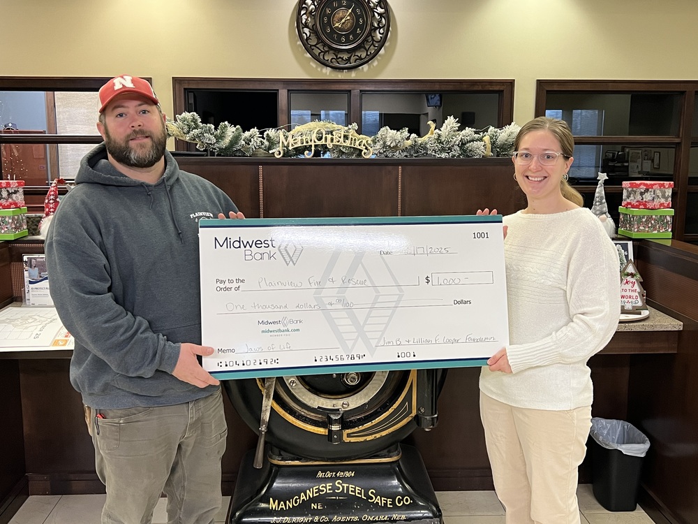 Cooper Foundation and Midwest bank announce grants