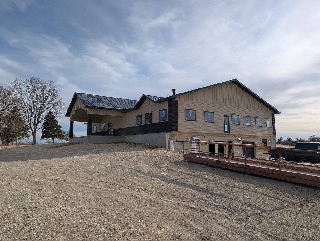 Lakeview clubhouse taking shape...