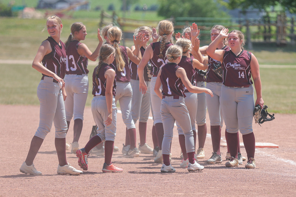 The 12u team celebrating a win over the Stingers of Verdigre