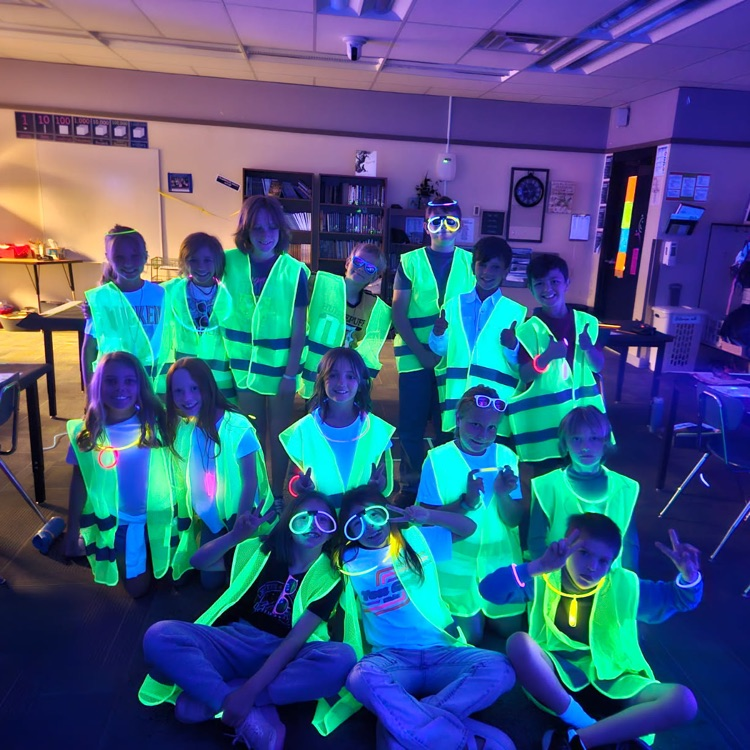 glow day