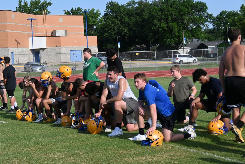 Players take a break  to cool down.
