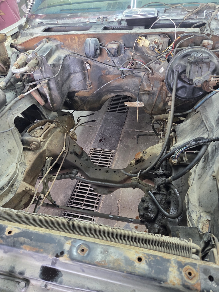 engine removal 3