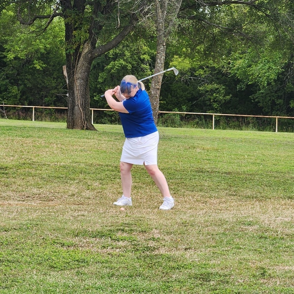 Sarah's second shot on 8.