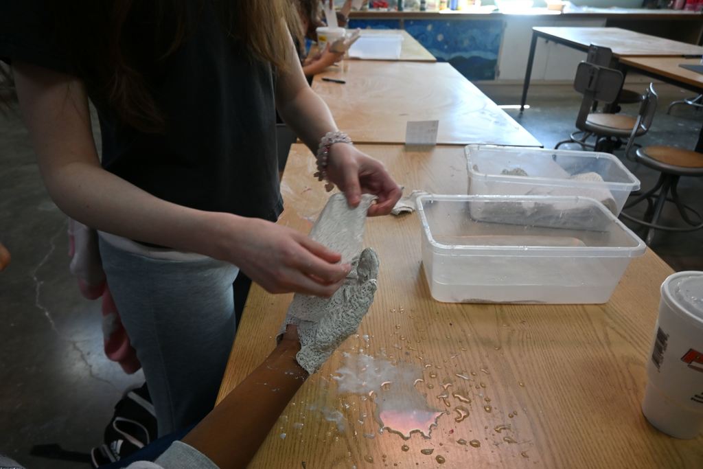 HandcASTING5