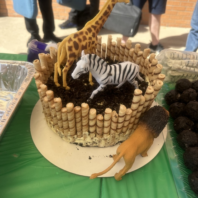 Senior cake 