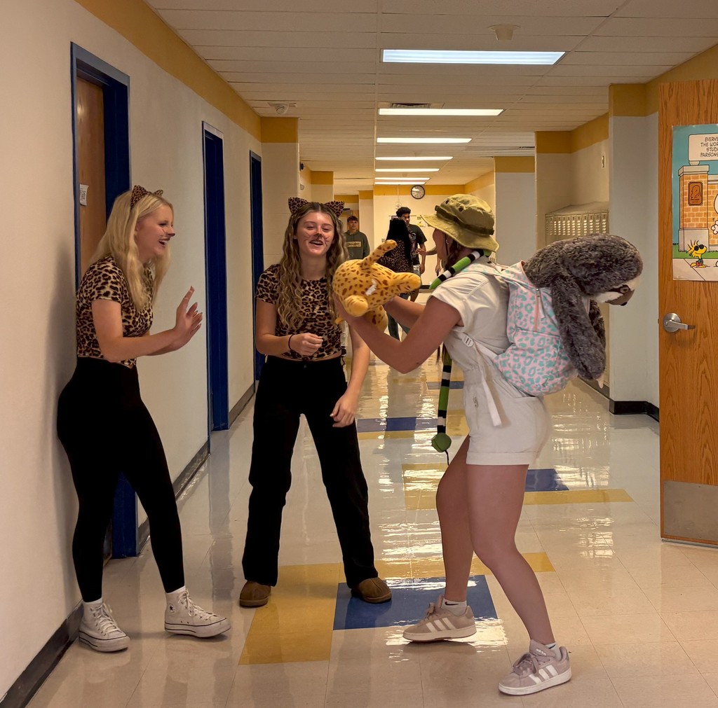 Safari seniors play in the hall.