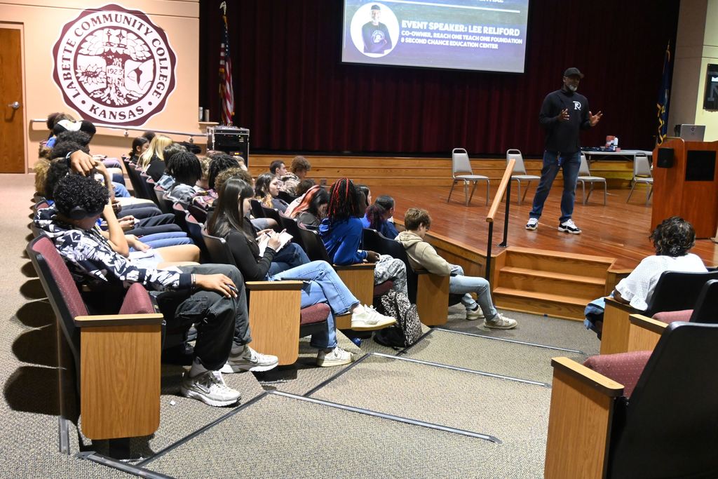 Lee Reliford talks to students about  taking responsibility for the choices we make.