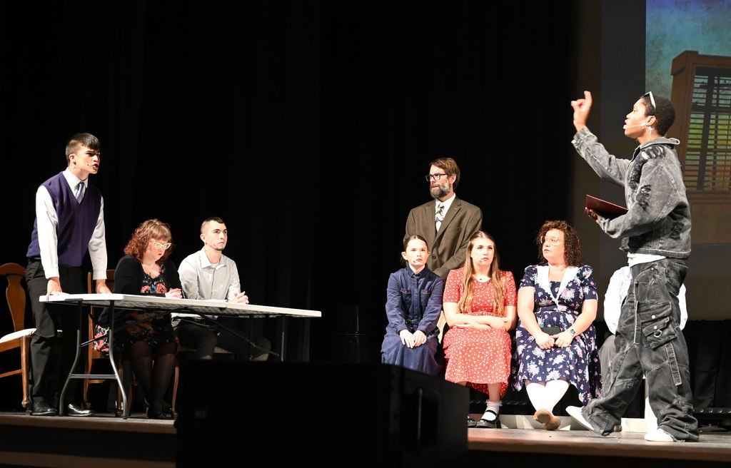 Ren speaks to the city council about the Bible supporting dance.