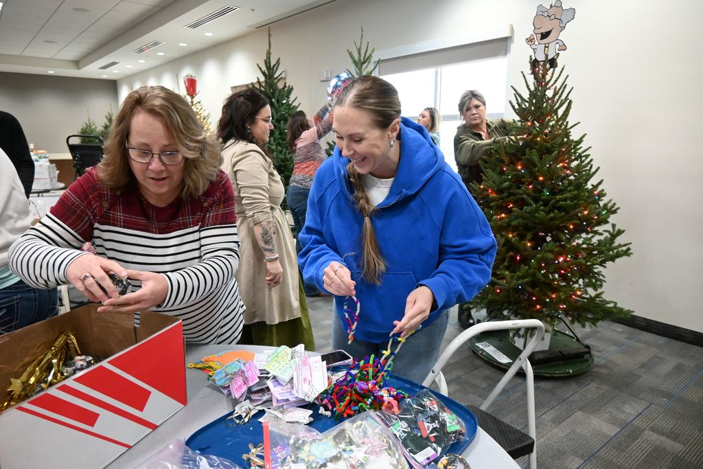 Staff sort decorations.