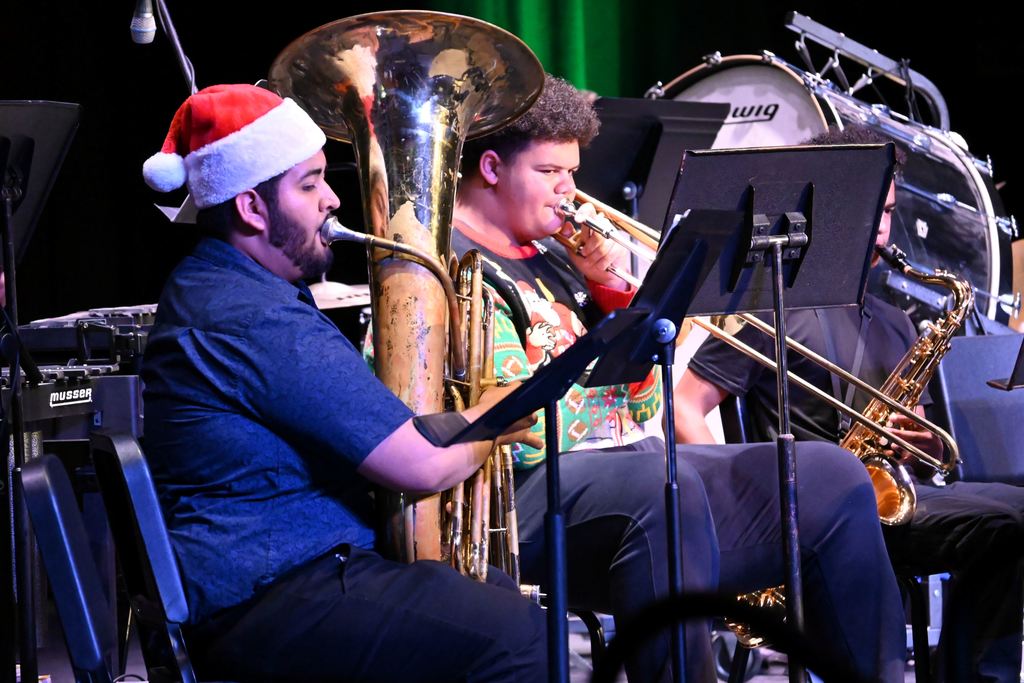 PHS Band students play.