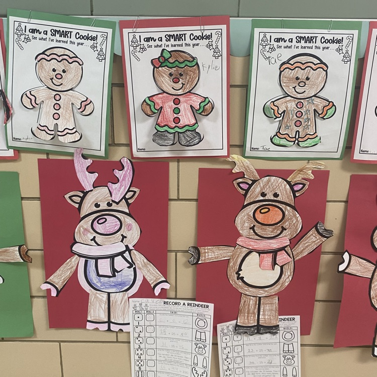 holiday hallway decorations 