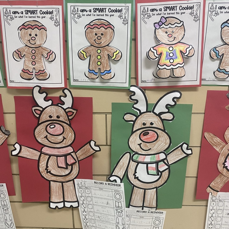 holiday hallway decorations