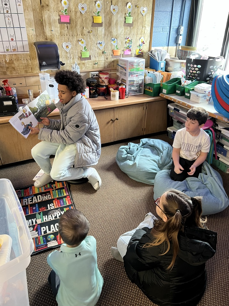 We had a great day enjoying National Read Aloud Day with many special guests reading to us. Then ending our day partner reading with our classmates. 