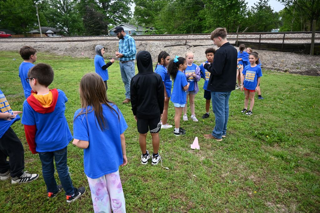 Students play a game.