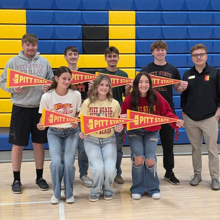 group pic of Pittsburg State University 
