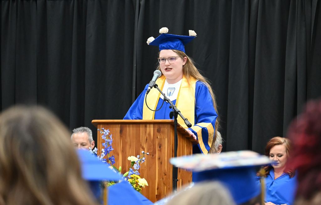 Salutatorian Lillian Ward welcomes the Class of 2026 to the graduation ceremony.