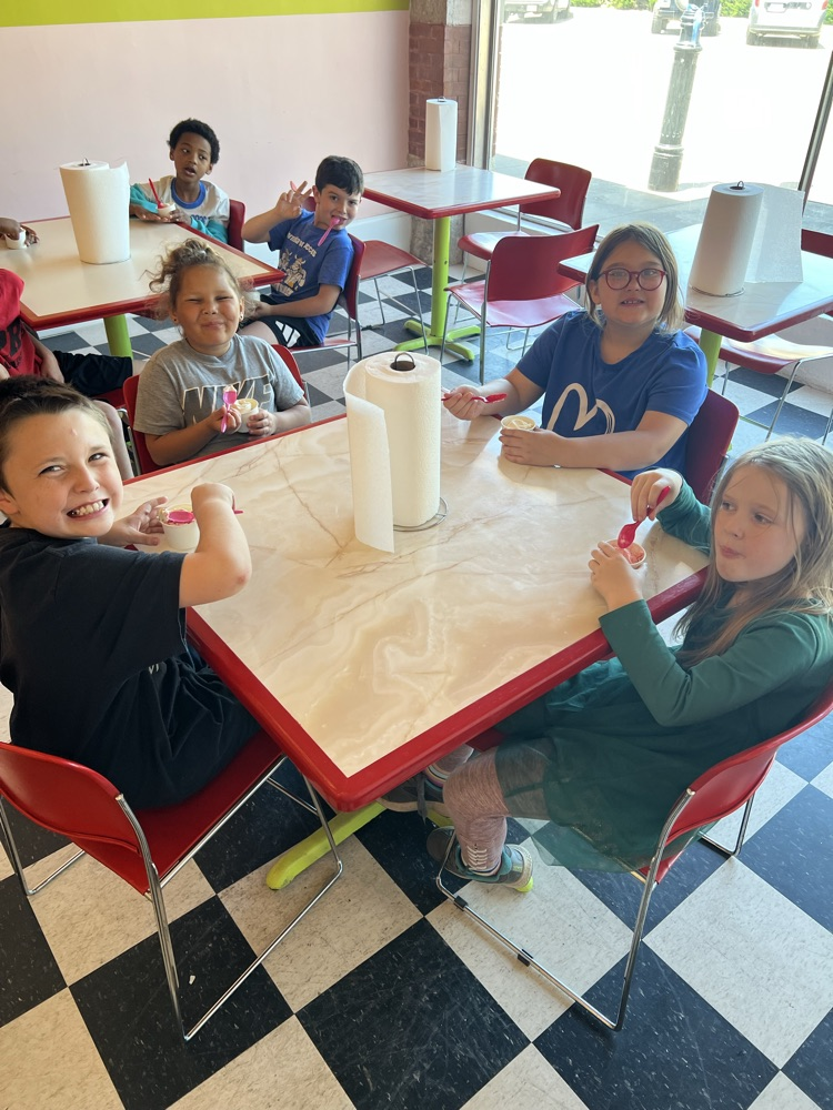 The kids enjoyed their trip to Cherry on Top for all their hard work this year!!