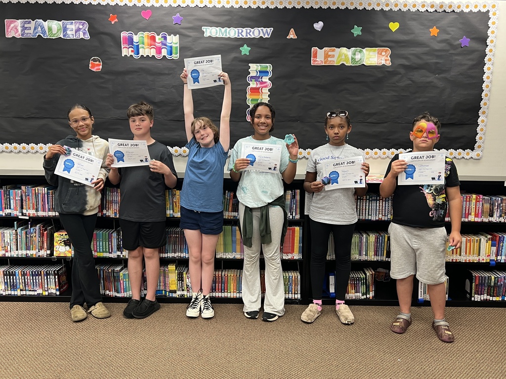Students from Mr. Willis, Mrs. Fisher, Mrs. Brimm, Mrs. Shields class who completed their beginning typing level before the end of school.