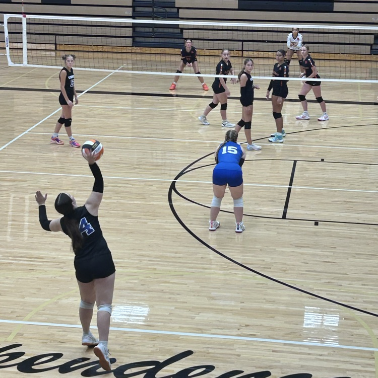 Kelsey serving 
