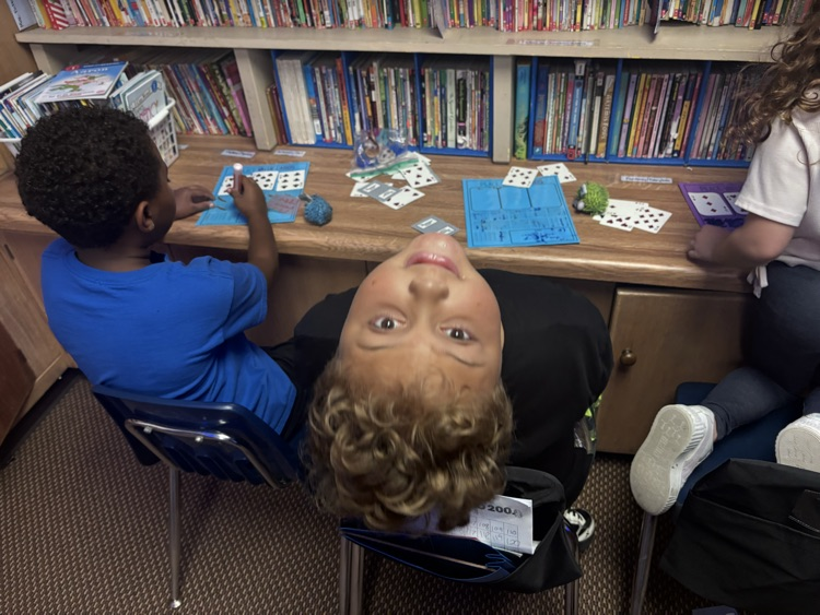 Today we practiced the different ways(base 10-blocks, standard form, and expanded form)write a 3-digit number using cards and partners.