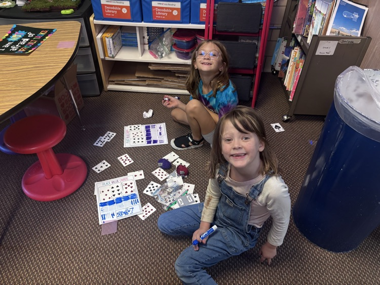 Today we practiced the different ways(base 10-blocks, standard form, and expanded form)write a 3-digit number using cards and partners.