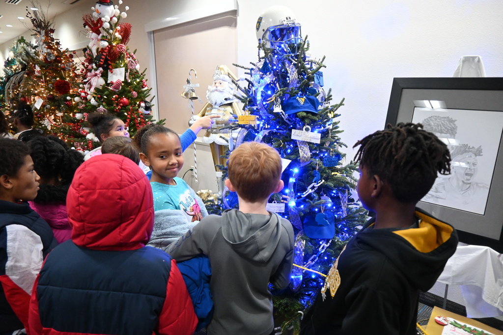 Students gather around the middle school Viking tree which was their favorite.