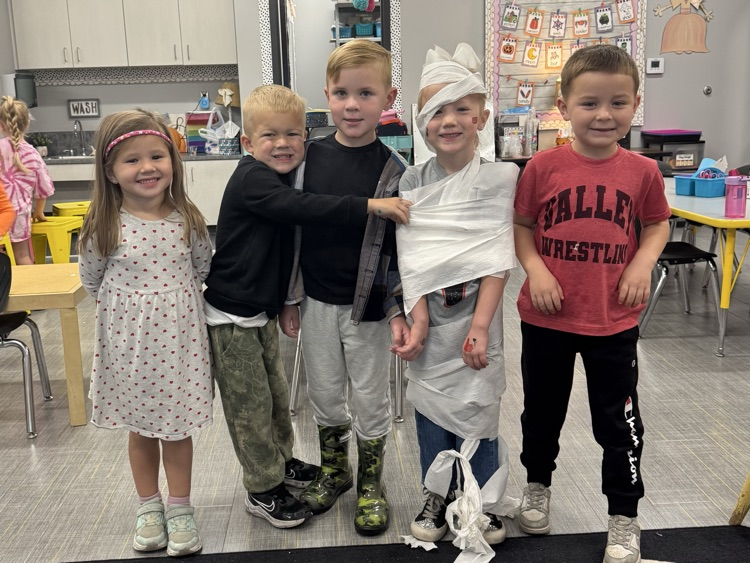 Mummy Friends
