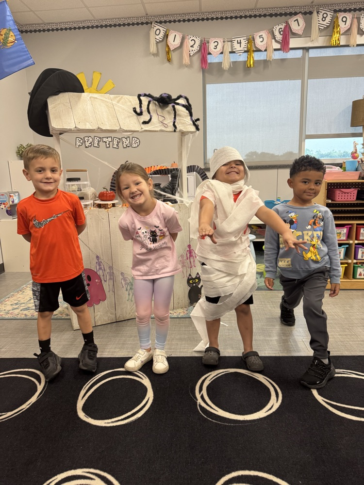 Mummy Friends