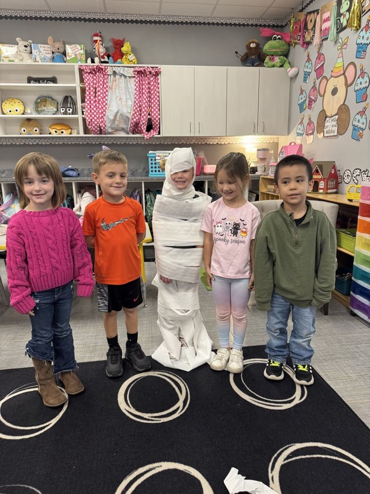 Mummy Friends