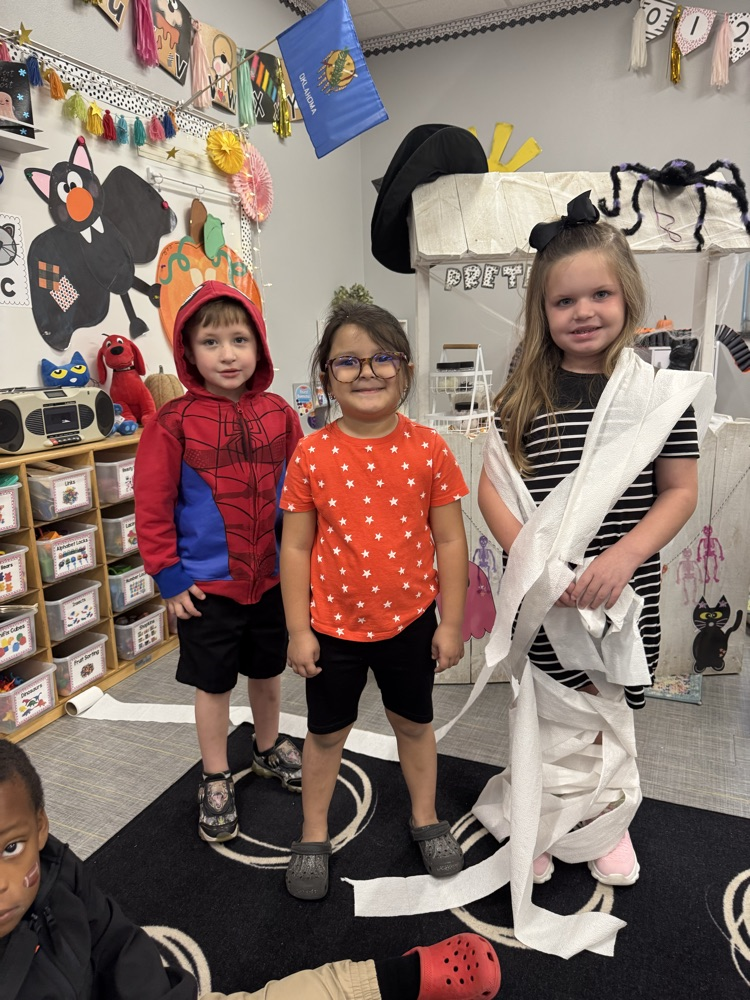 Mummy Friends