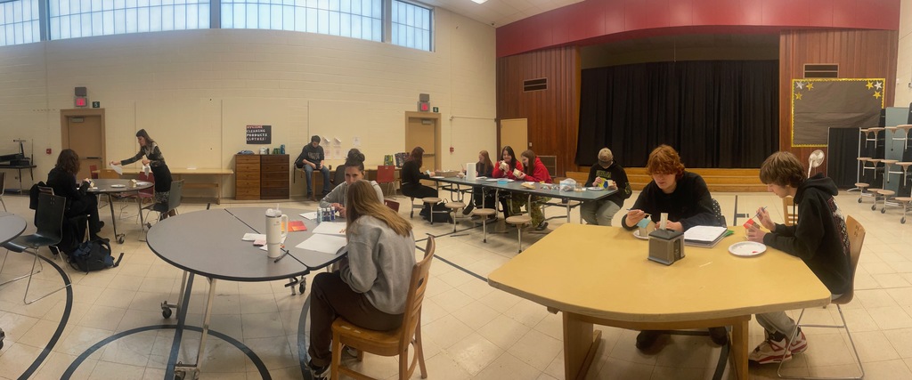 Whole group working on painting