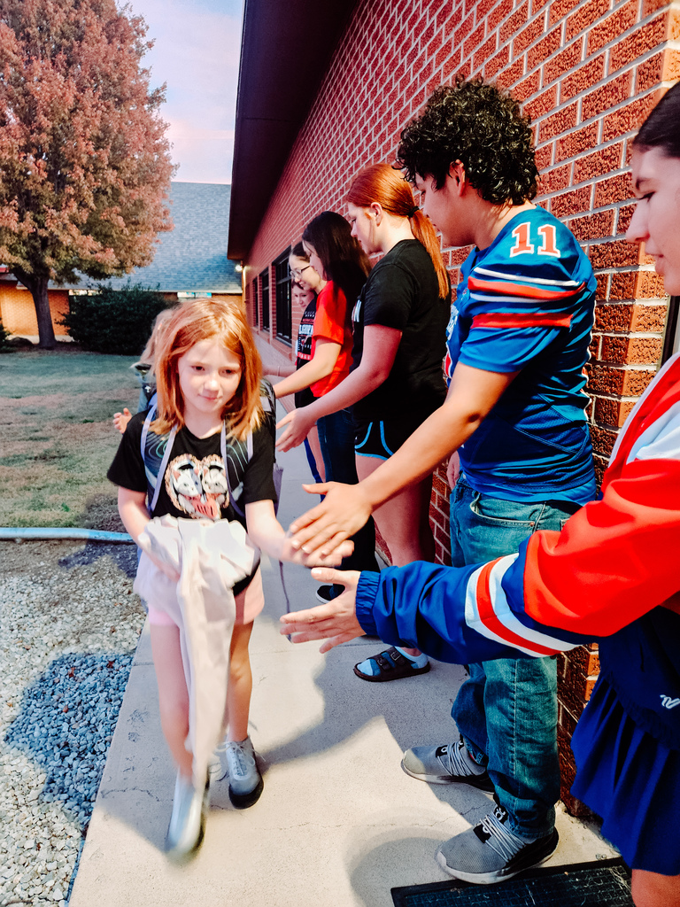 primary building high Five Friday