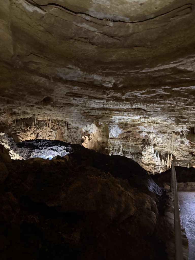 Natural Bridge Caverns