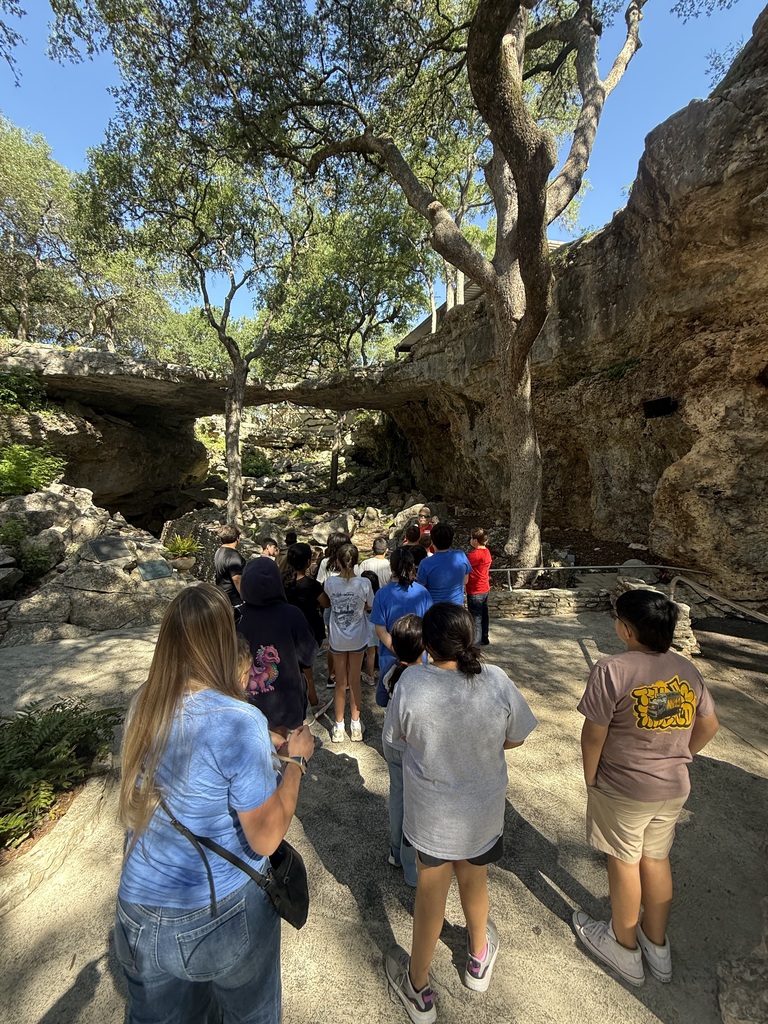 Natural Bridge Caverns
