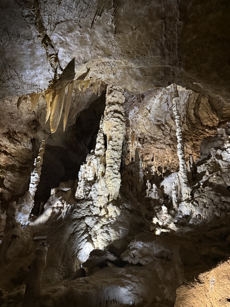 Natural Bridge Caverns