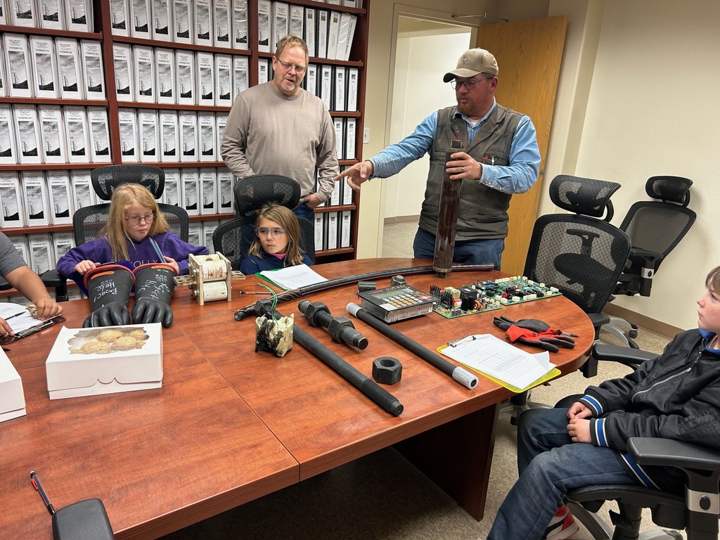 Mr. Ehmke and coworkers explaining all things turbine!