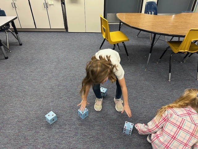 Learning multiplication facts with Yahtzee!