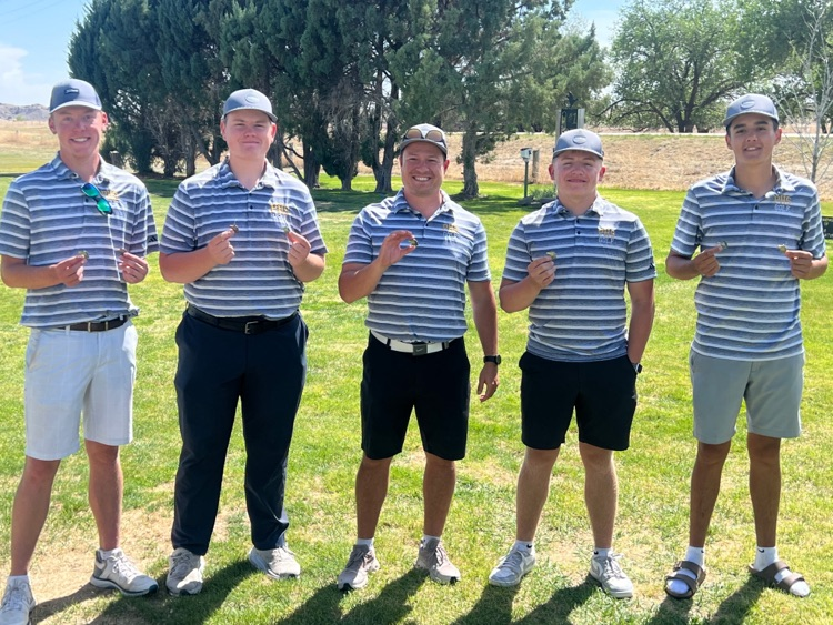 Paxton golf team wins Garden County tournament today.