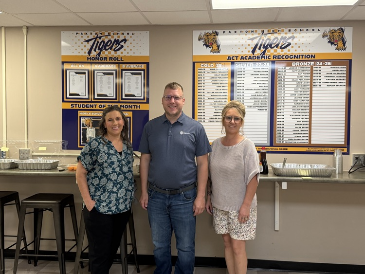 chamber serves breakfast to staff