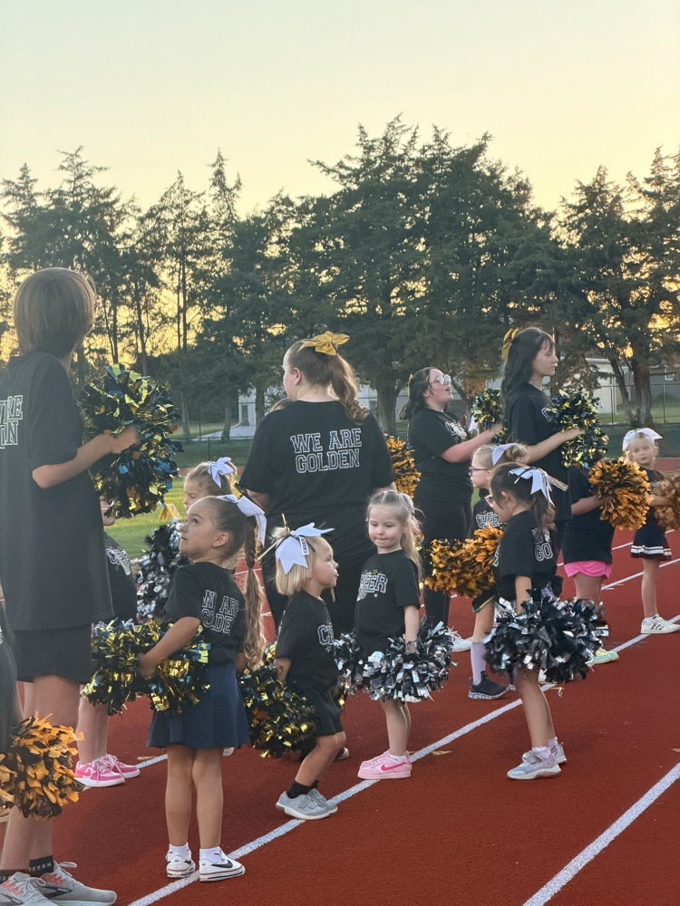 cheering 