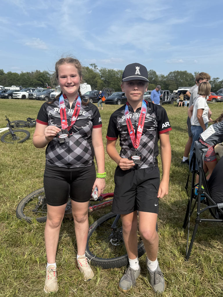 bikers place at race