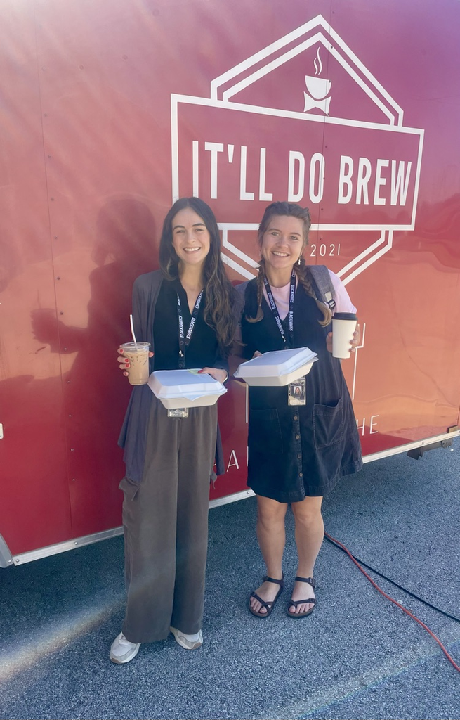 teachers at food truck