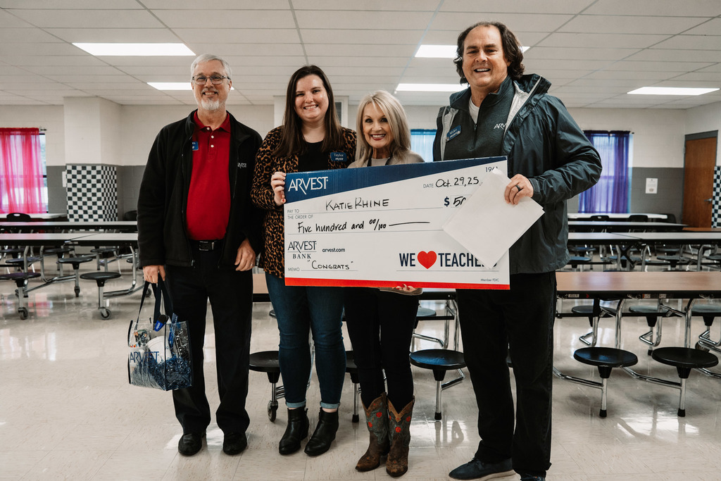 Katie Rhine Awarded Arvest "We Heart Teachers" award