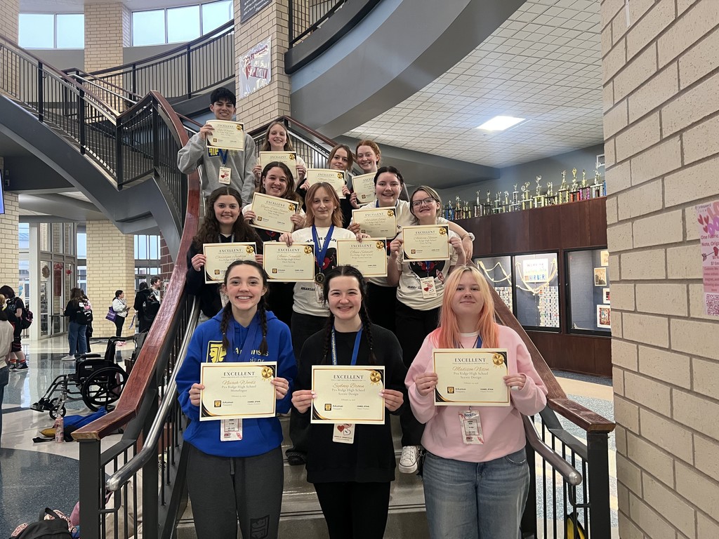 theatre students win awards