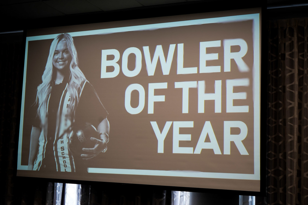student wins  award for bowler of the year 