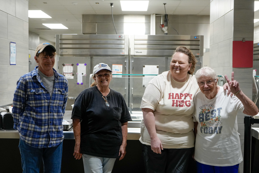 lunch ladies 