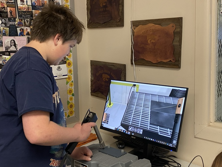 students using the virtual welding simulator
