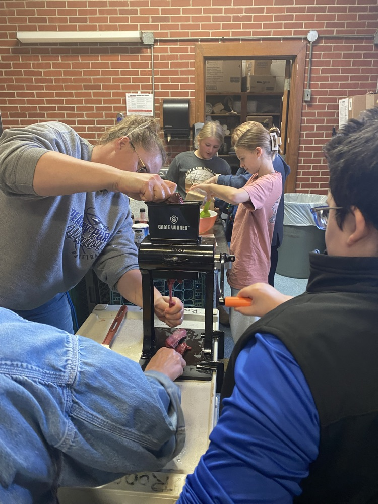 Making venison jerky in Ms. Winter’s Friday Learning Lab.